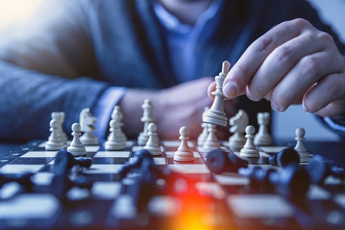 Échiquier représentant la stratégie de recrutement ciblé pour les talents passifs
