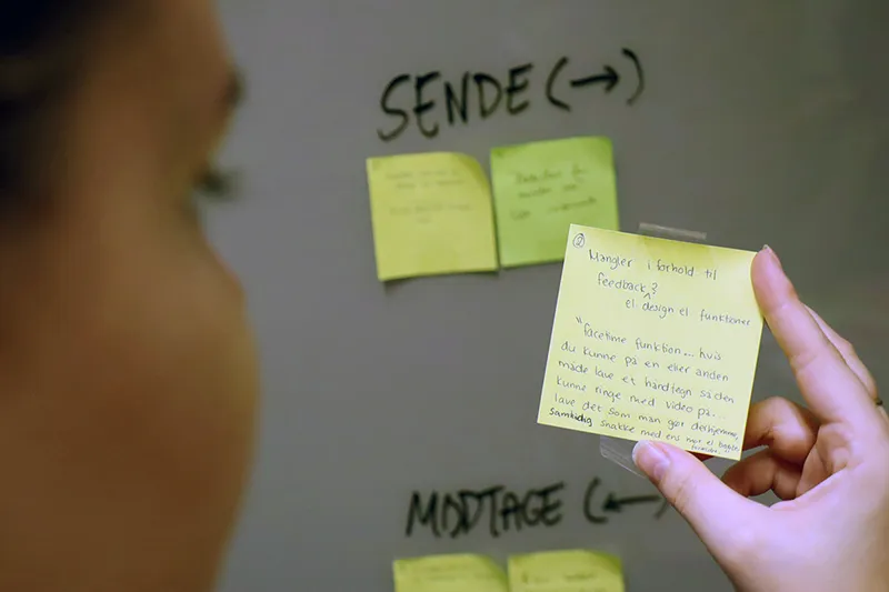 Schéma visuel clair d'un flux de travail, idéal pour un OBM ou assistant de direction