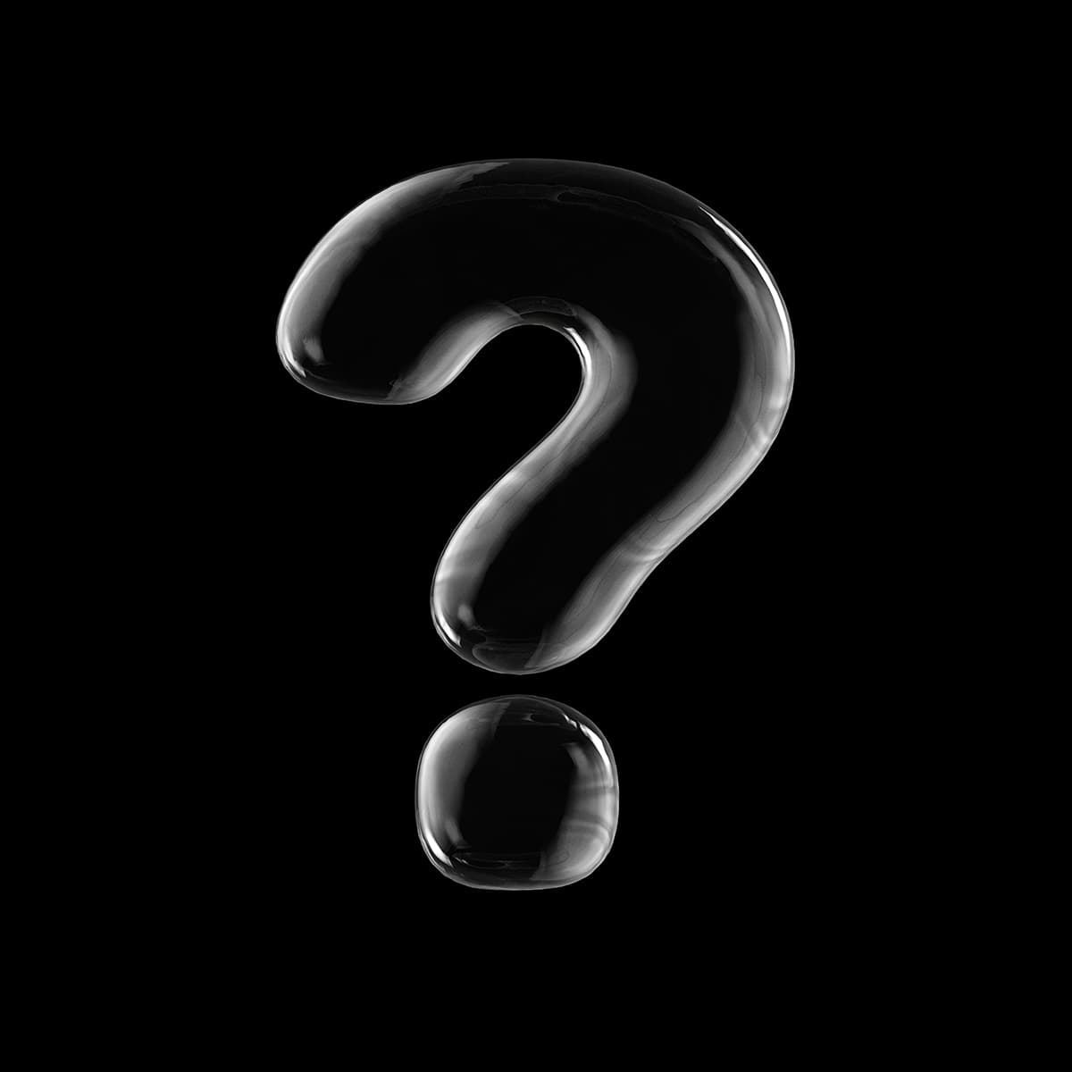 Personne entourée de questions, illustrant les interrogations fréquentes des clients B2B