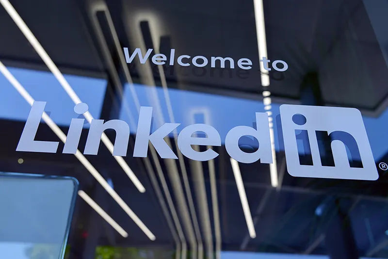 10 Astuces pour un carrousel LinkedIn viral