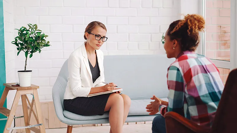 Coachs & Thérapeutes : 3 modèles de posts pour prouver votre expertise