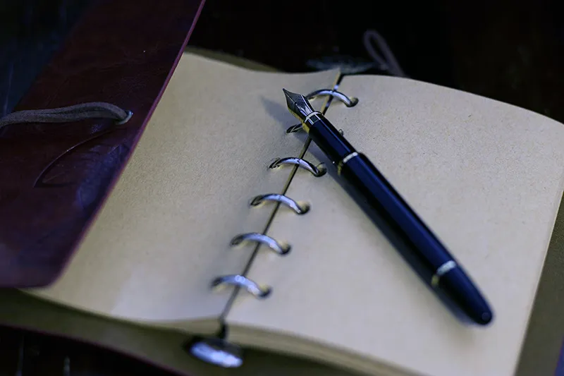 Listes à puces : comment structurer vos slides pour éviter le "mur de texte" fatal