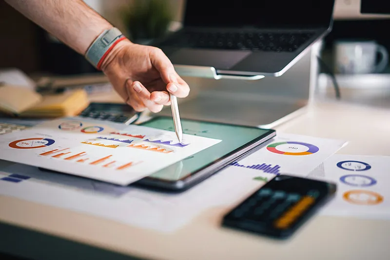 Volume vs Performance : l'impact du nombre de slides sur LinkedIn